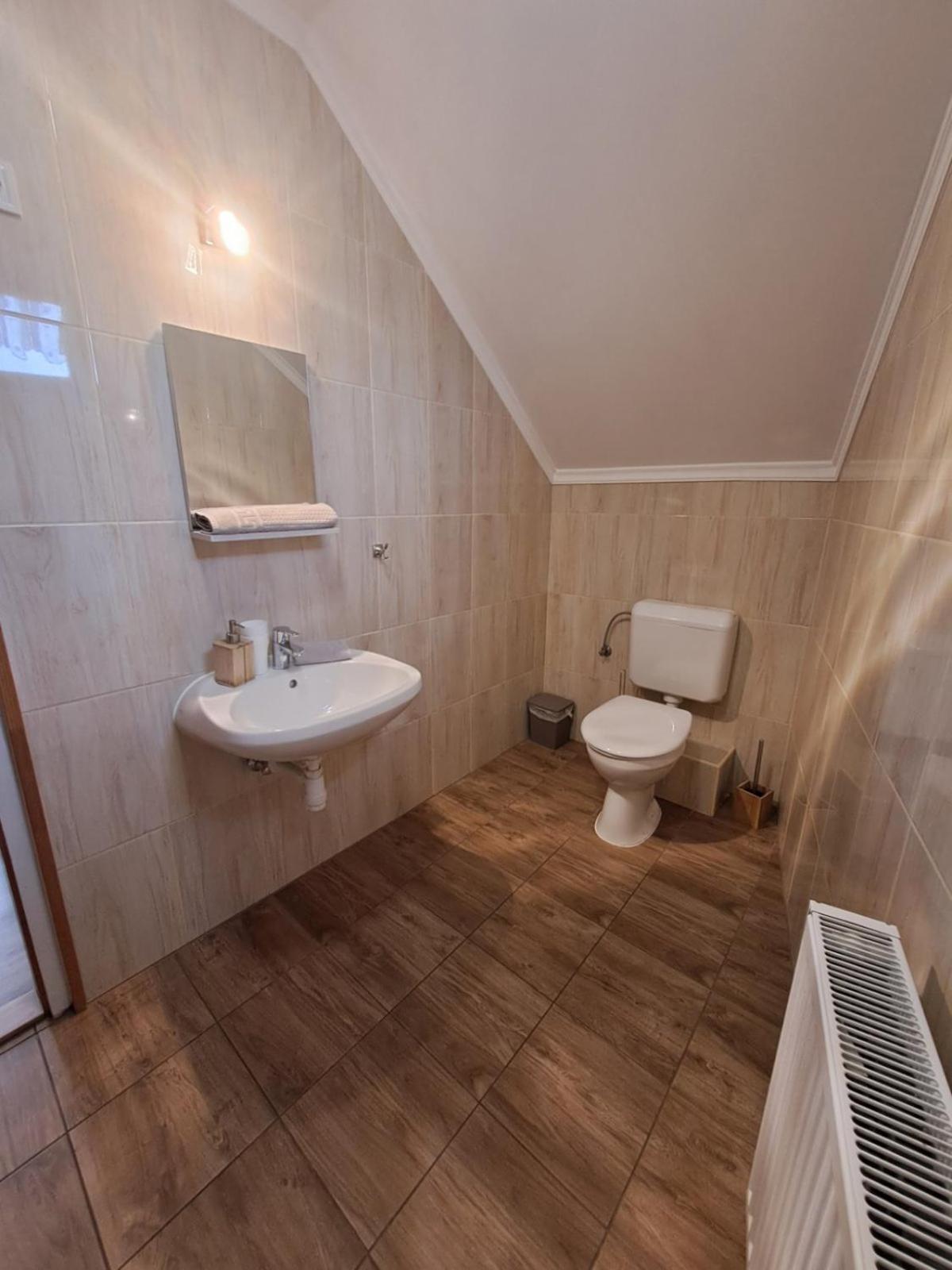 Berta Panzio Bed & Breakfast Hajdúszoboszló Стая снимка