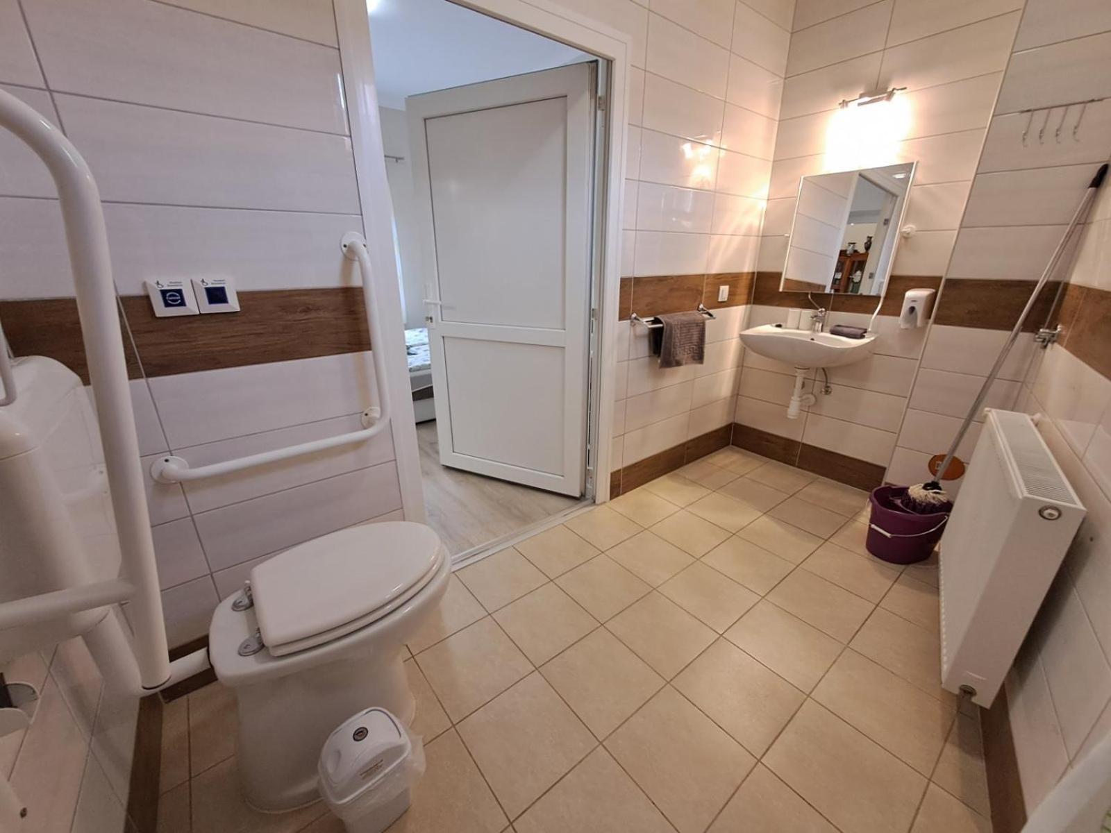 Berta Panzio Bed & Breakfast Hajdúszoboszló Стая снимка